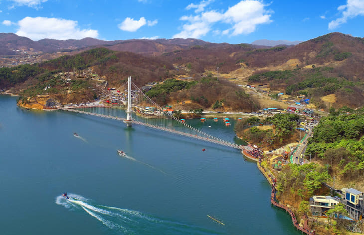 예당호 출렁다리 200만 돌파02