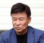 김원웅