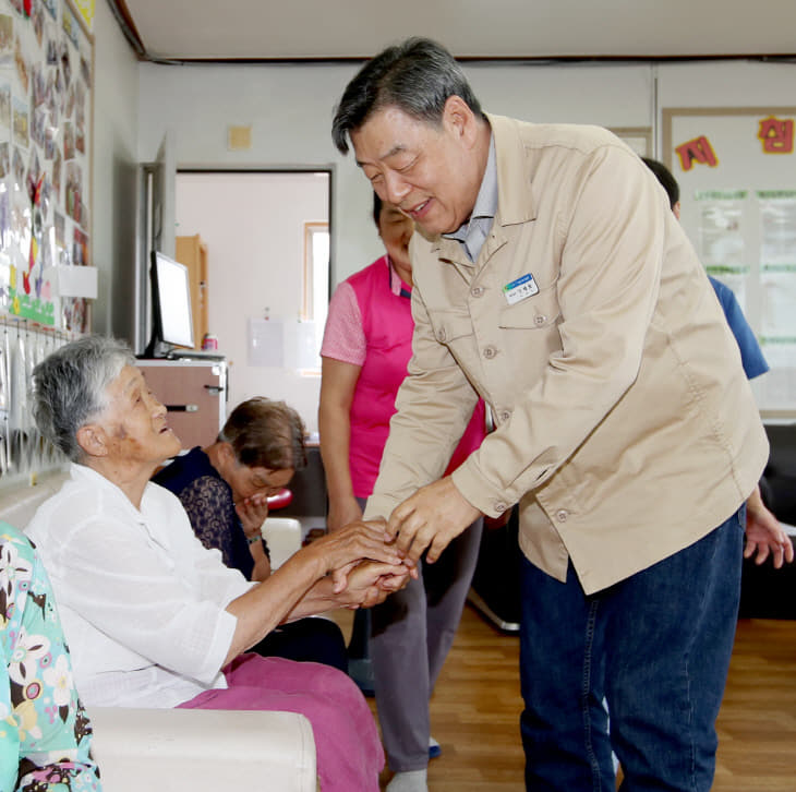 명절맞이 어려운이웃 위문 (4)
