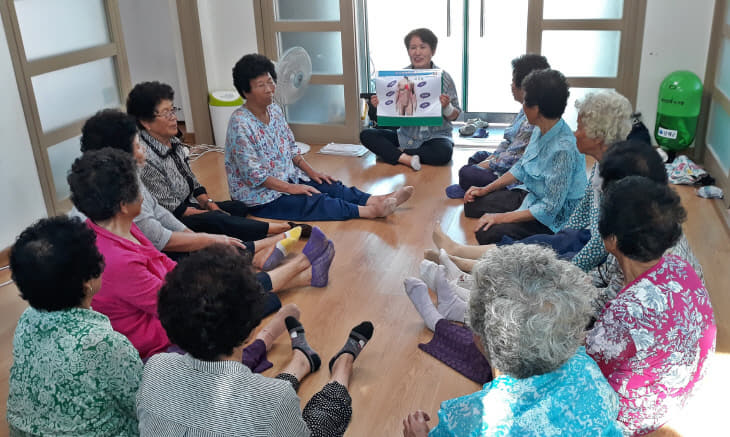 남해군, 주민과 함께하는 액티브 경로당 호응