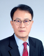 반극동
