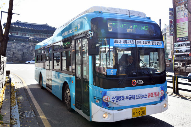 사본 -수원시 전기버스 시대 개막!1