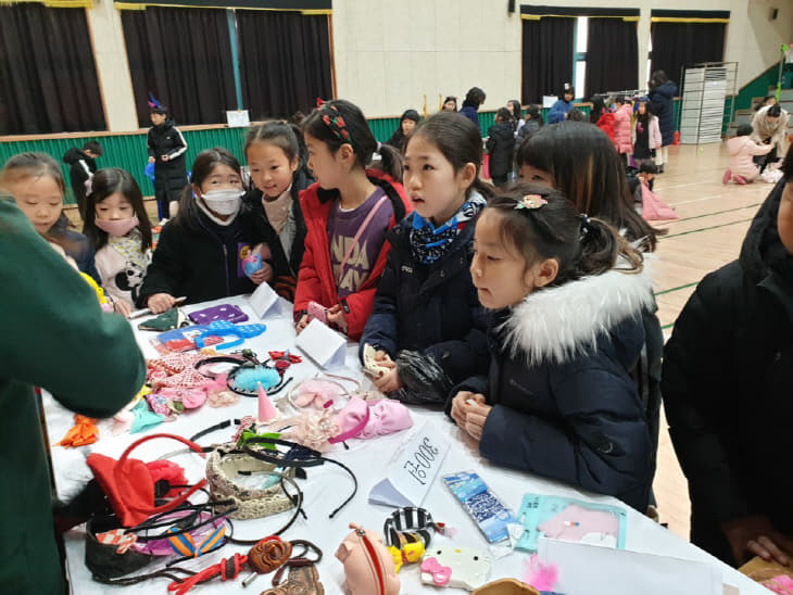 2019. 성남알뜰시장보도자료(충주성남초) 사진2