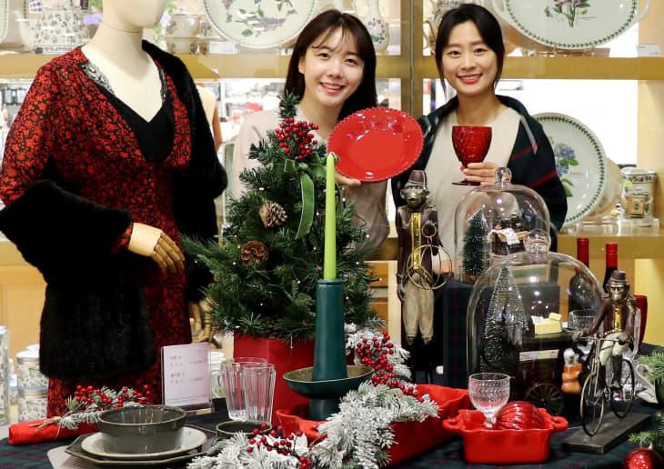 롯데백화점 대전점, 클래식한 연말 홈파티 즐겨볼까-01