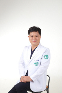 뇌신경센터 유호룡 교수