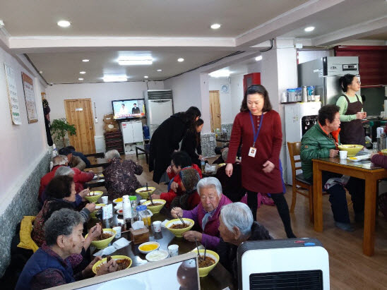 청양군 노인 통합돌봄사업에 지역 음식점 동참
