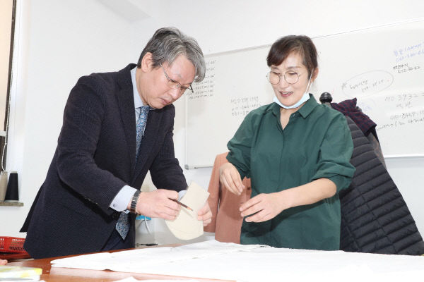 (재능기부로 마스크 대란 막는다)