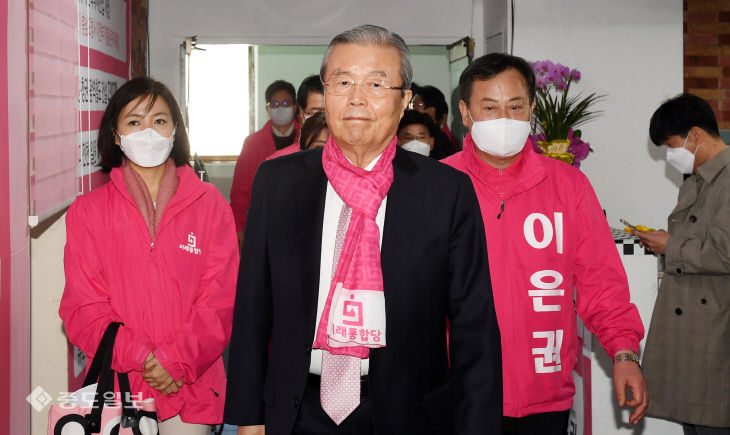 20200405-김종인 위원장 대전 지원3