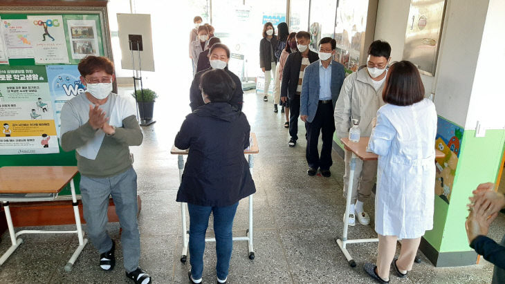음암중학교, 코로나19 감염병 대응 모의훈련 실시-1