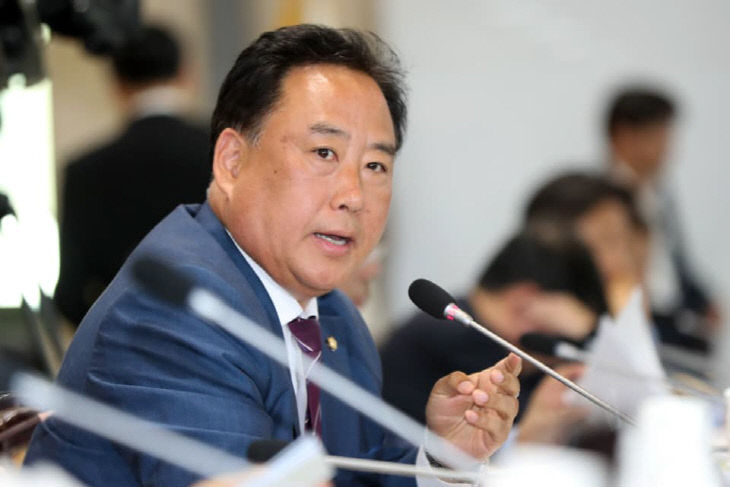 어기구 질의 카리스마