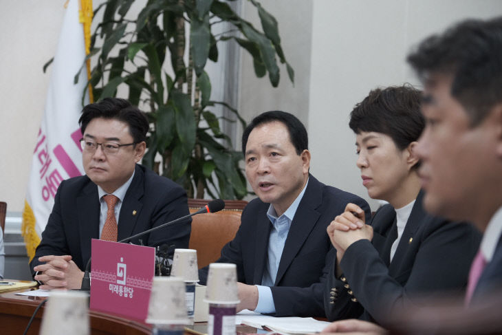성일종 비대위회의