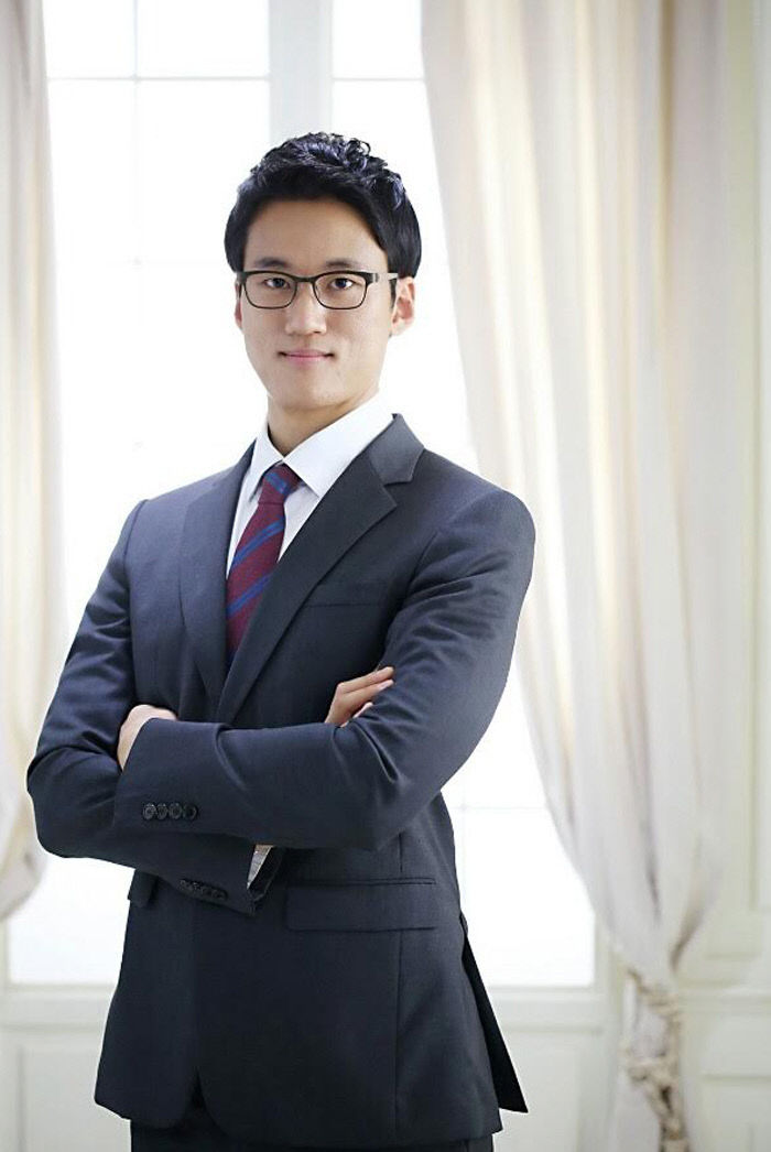 변호사 장주영 사진1