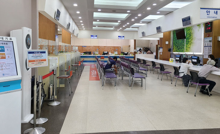 자료사진)20일부터 ‘수원시 여권민원실’ 문 연다
