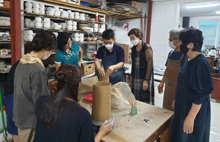 철화분청 주민체험교육 사진 (2)