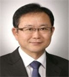 정재근 원장님 증명사진