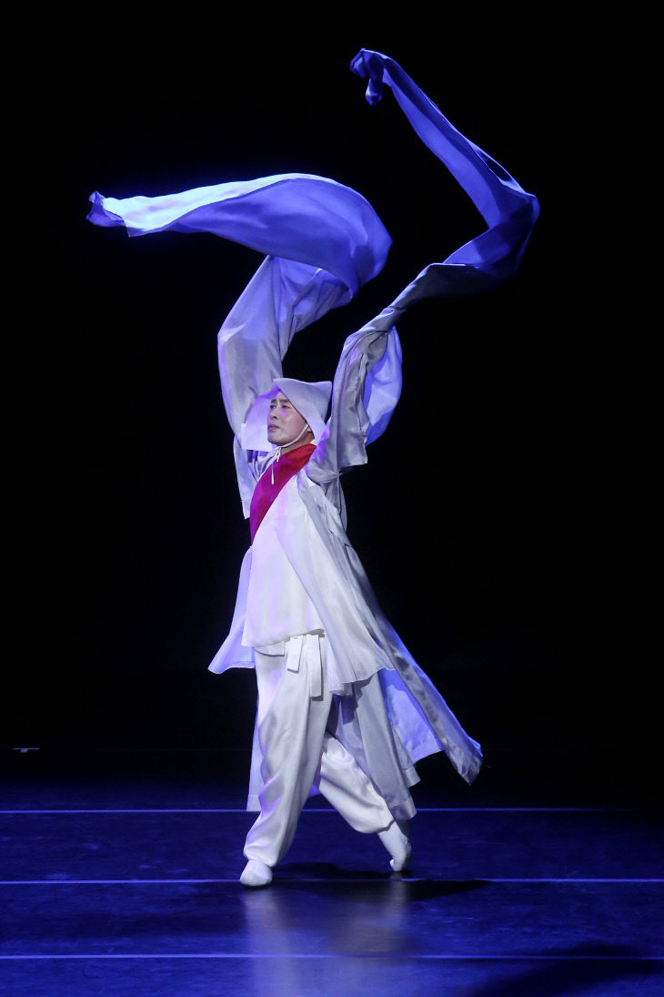 김충한의 가사호접