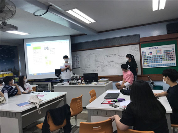 서산부춘중학교, 충남 과학 동아리 발표대회 금상 수상-2