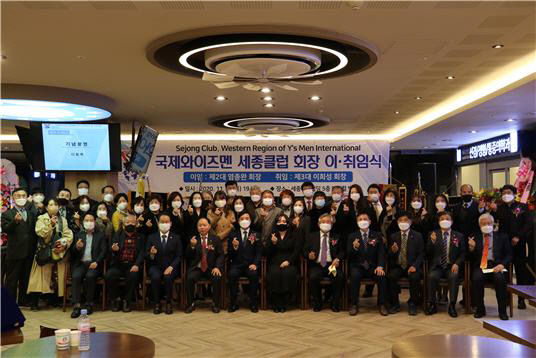 이희성1