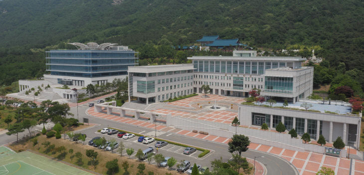 금강대학교 전경