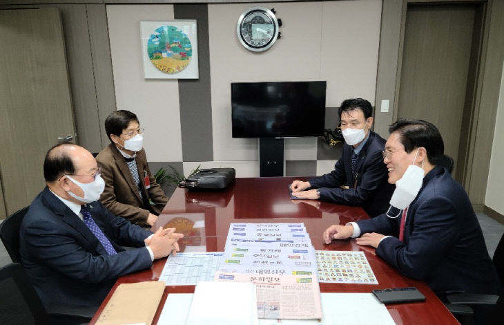 보도2)송석준 의원과 류한우 단양군수