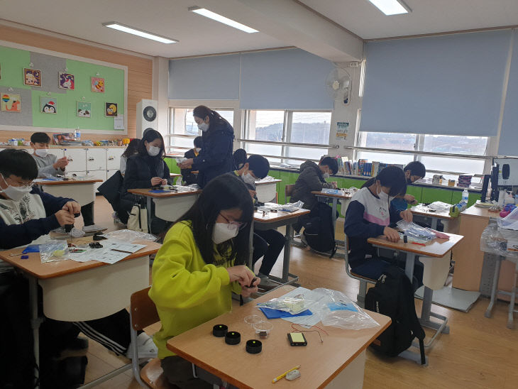 강당초등학교, 찾아가는 주니어 공학교실 실시-2