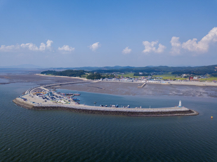 홍성군, 2022년 해양수산사업 희망자 모집_남당항 전경