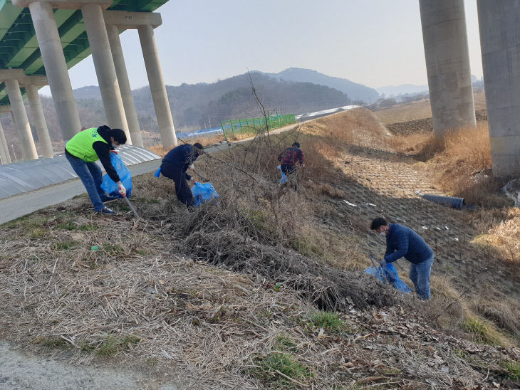 수도과 상수원보호구역 자연정화 활동 모습05