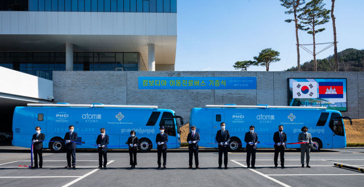 캄보디아 이동진료버스 기증식(세부 명단 첨부파일 참고)_0324