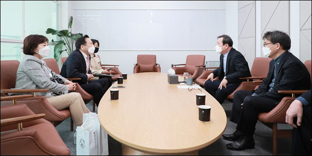 국회도서관장-국립중앙도서관장, 남양주시 정약용도서관 방문