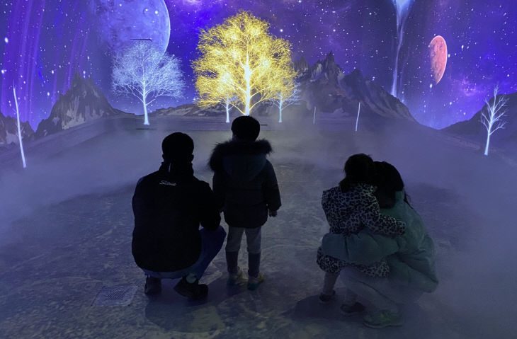 보도1)단양별별스토리관을 찾은 나들이객4