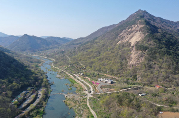 스탬프투어 - 장군목길 전경 용궐산 DJI_0306