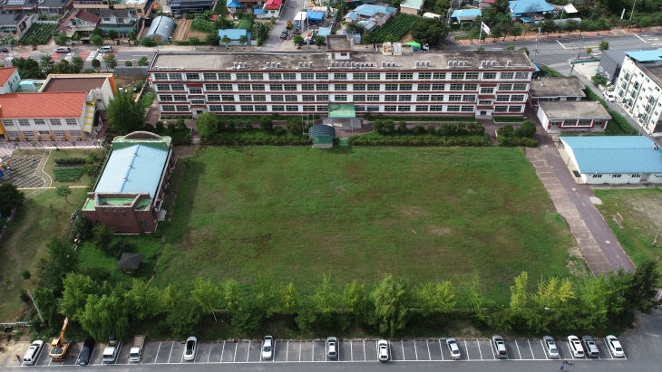 청양여자정보고 전경