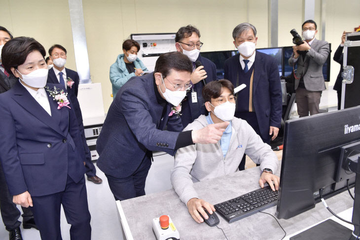 211201 친환경차 부품클러스터 준공식_GJI9163