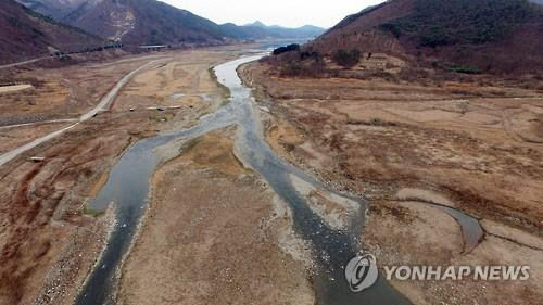 AKR20170221181400063_05_i_P4