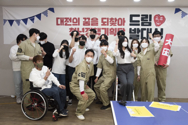 2022032901001924200067761