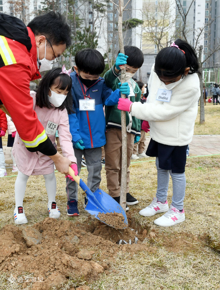 20220331-나무심기 및 내나무 갖기 캠페인