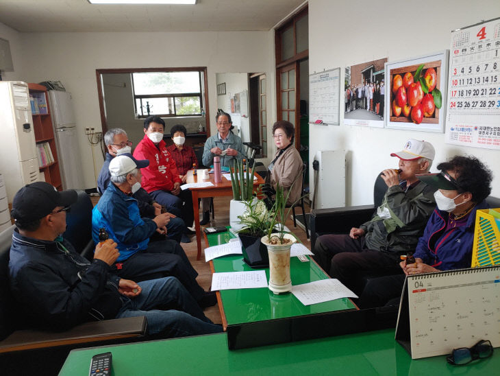 정용기예비후보 서구노인회 방문 사진