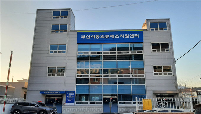 센터 사진