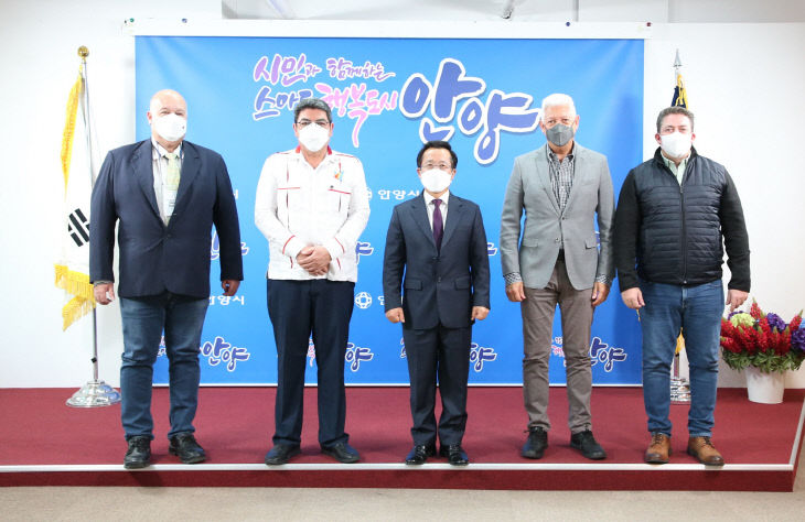 안양시, 해외에서 벤치마킹하는 ‘스마트도시통합센터’ 주목