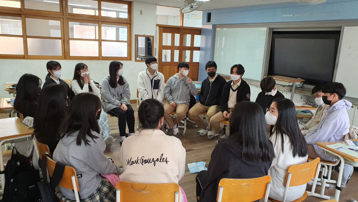 학생공동체 활성화를 통한 교육과정 공동 설계