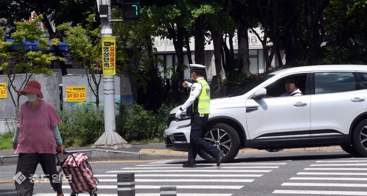 20220701-우회전 단속2