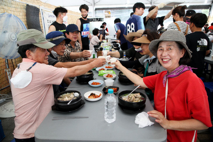 금산삼계탕판매코너_1