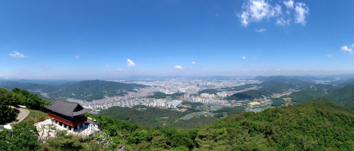 20220526-식장산에서 본 동구 전경