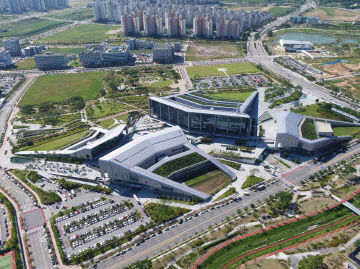충남도청사 전경