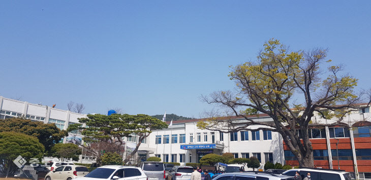 남해군청 봄1