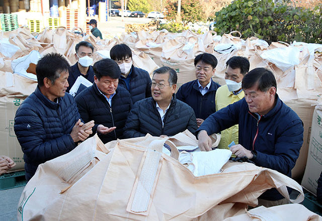 20221108-밀양시 첫 공공비축미 매입(1)