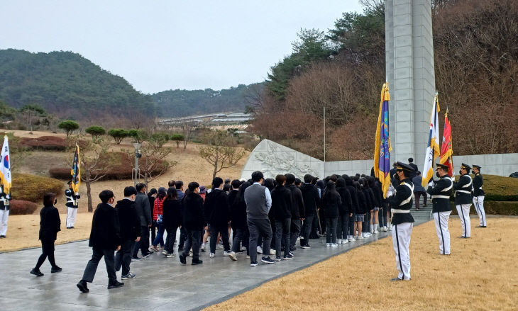 진도군, ‘청소년과 함께하는 호국순례’ 개최 2