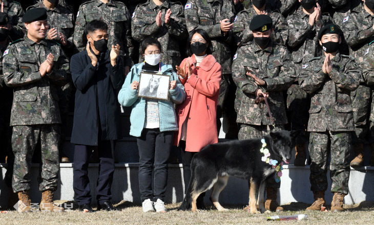 20221208-군견 은퇴식1