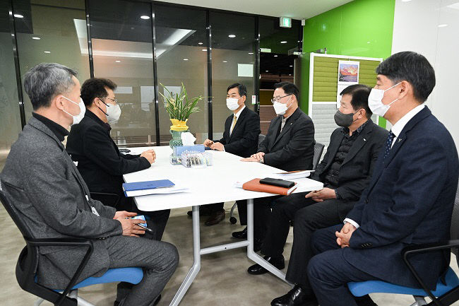 강수현 양주시장, 당면 현안사항 해결을 위한 경기도 북부청사