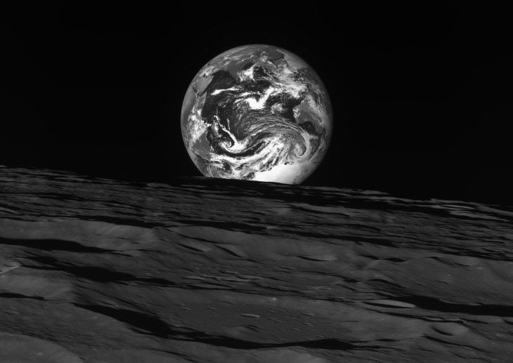 다누리 달 지구 사진
